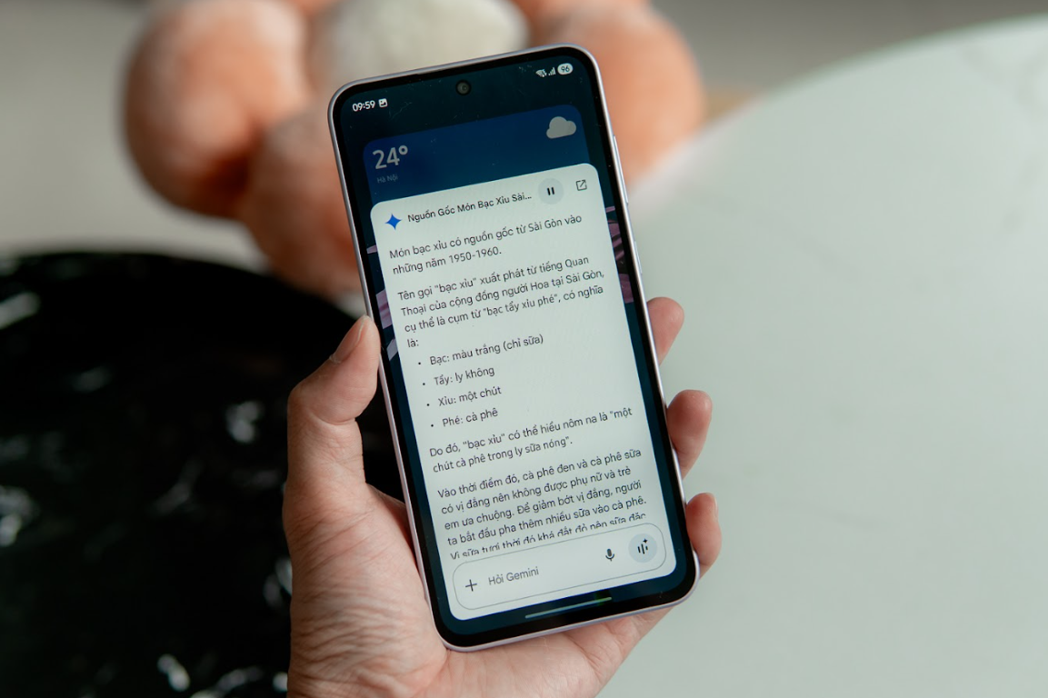 Nhờ AI trên Galaxy A series mới, bạn có thể lên đường du lịch hè ngay và luôn chẳng cần sách hướng dẫn- Ảnh 2. Nhờ AI trên Galaxy A series mới, bạn có thể lên đường du lịch hè ngay và luôn chẳng cần sách hướng dẫn- Ảnh 2.