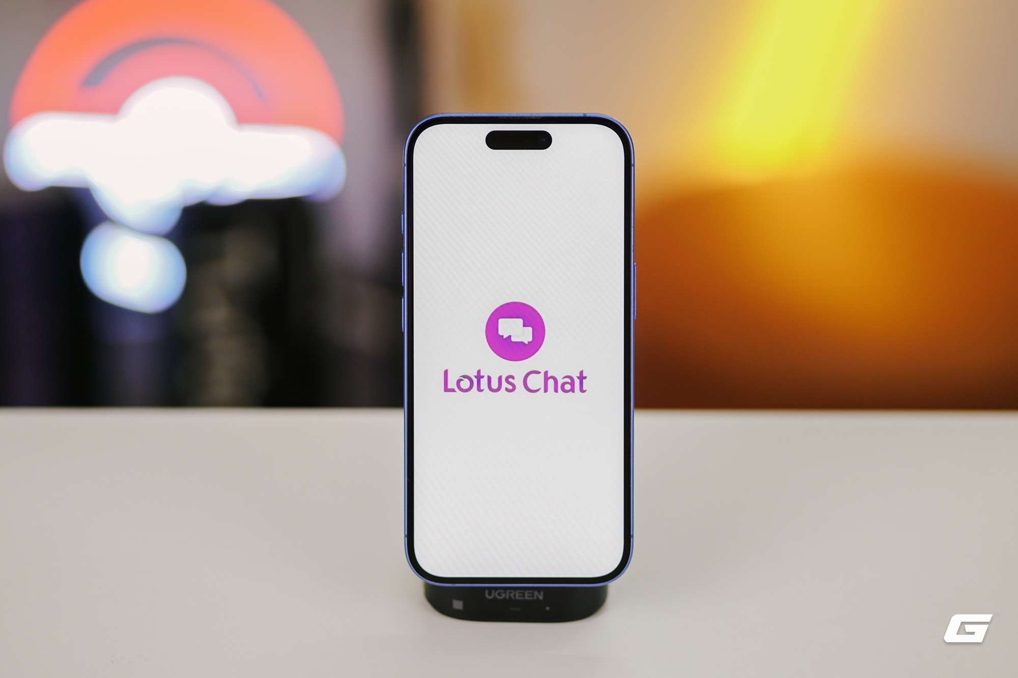 Làm ứng dụng chat miễn phí mà lại không có quảng cáo, Lotus Chat đang toan tính gì?- Ảnh 2. Làm ứng dụng chat miễn phí mà lại không có quảng cáo, Lotus Chat đang toan tính gì?- Ảnh 2.