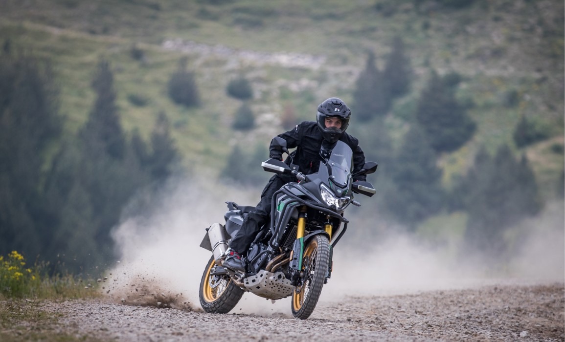 Sao chép thiết kế của nhà Honda, nhưng mẫu xe này có thể đi được 1.000 km khi đổ đầy bình- Ảnh 2. Sao chép thiết kế của nhà Honda, nhưng mẫu xe này có thể đi được 1.000 km khi đổ đầy bình- Ảnh 2.