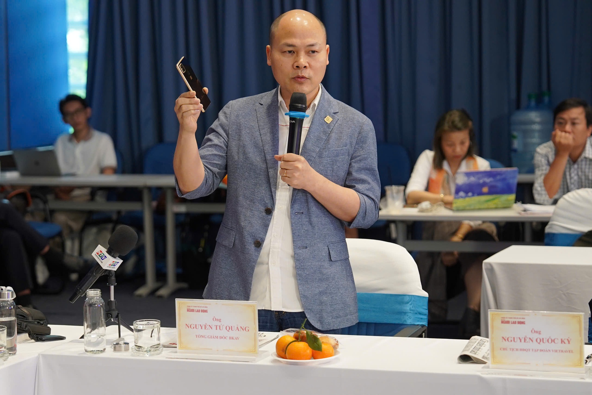 Ông Nguyễn Tử Quảng nói lý do BKAV chưa trở thành "Big Tech"- Ảnh 1. Ông Nguyễn Tử Quảng nói lý do BKAV chưa trở thành "Big Tech"- Ảnh 1.