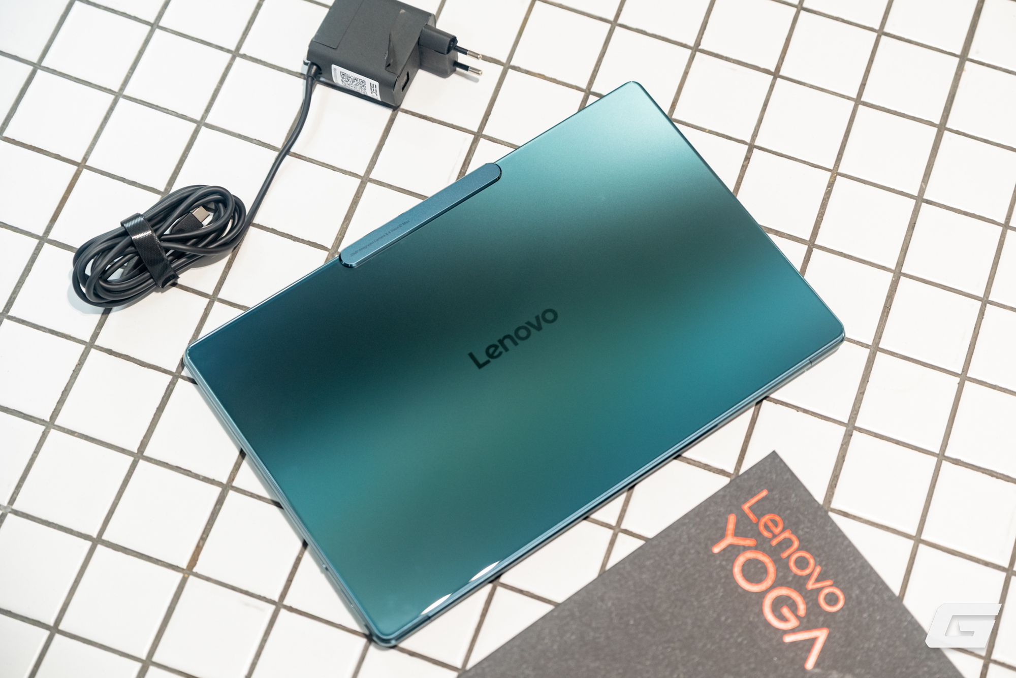 Trải nghiệm nhanh Lenovo Yoga Slim 9i Gen 10: Đẹp, quyến rũ, để nâng niu chứ không dùng để “cày”- Ảnh 44. Trải nghiệm nhanh Lenovo Yoga Slim 9i Gen 10: Đẹp, quyến rũ, để nâng niu chứ không dùng để “cày”- Ảnh 44.