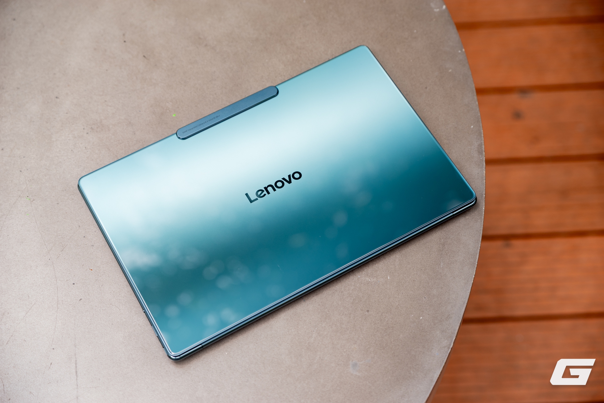 Trải nghiệm nhanh Lenovo Yoga Slim 9i Gen 10: Đẹp, quyến rũ, để nâng niu chứ không dùng để “cày”- Ảnh 5. Trải nghiệm nhanh Lenovo Yoga Slim 9i Gen 10: Đẹp, quyến rũ, để nâng niu chứ không dùng để “cày”- Ảnh 5.