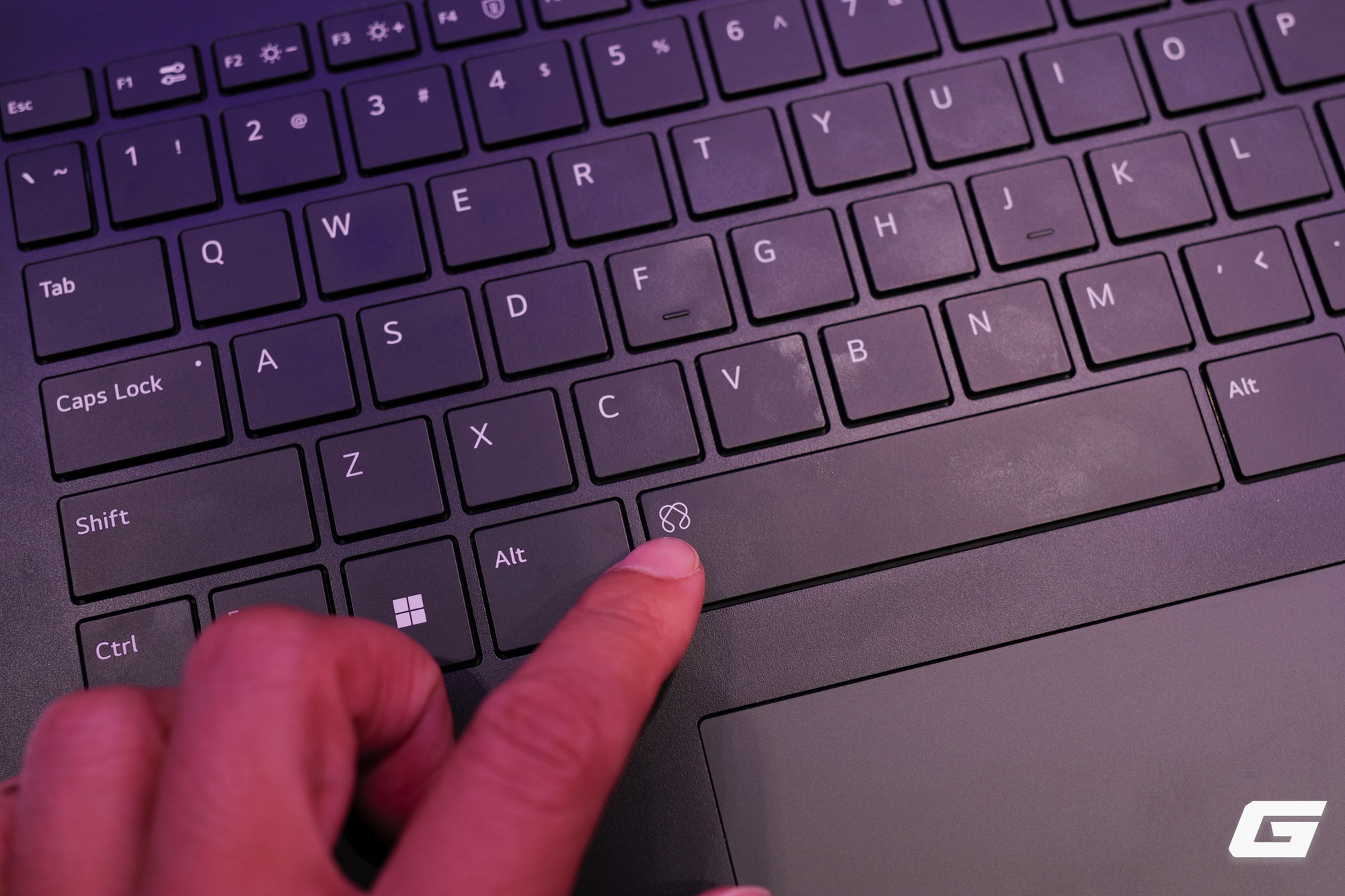 LG chính thức giới thiệu laptop LG gram AI 2025 tại Việt Nam: siêu mỏng nhẹ, tích hợp trí tuệ nhân tạo Hybrid AI toàn diện- Ảnh 13. LG chính thức giới thiệu laptop LG gram AI 2025 tại Việt Nam: siêu mỏng nhẹ, tích hợp trí tuệ nhân tạo Hybrid AI toàn diện- Ảnh 13.
