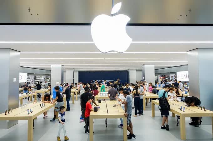 Apple ồ ạt tuyển dụng tại Việt Nam: Hút người từ Nam ra Bắc, trải rộng tới 62 đầu việc- Ảnh 1. Apple ồ ạt tuyển dụng tại Việt Nam: Hút người từ Nam ra Bắc, trải rộng tới 62 đầu việc- Ảnh 1.