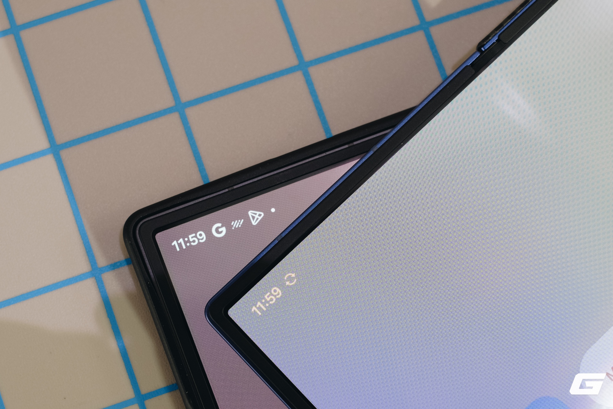 Trên tay ốp lưng Carbon Shield chính hãng Samsung cho Galaxy Z Fold7: Muốn mỏng nhẹ tối đa thì đây là sự lựa chọn đáng cân nhắc- Ảnh 10. Trên tay ốp lưng Carbon Shield chính hãng Samsung cho Galaxy Z Fold7: Muốn mỏng nhẹ tối đa thì đây là sự lựa chọn đáng cân nhắc- Ảnh 10.