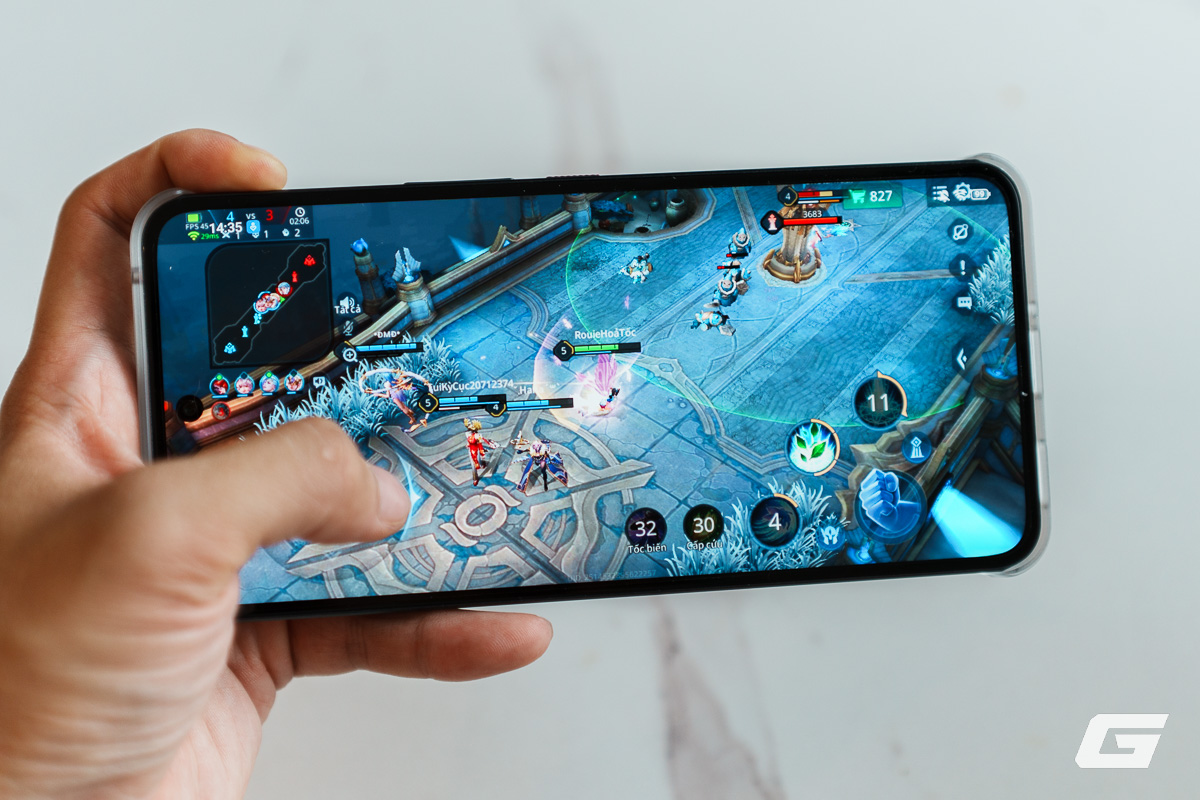 Gaming phone nubia giá ~6 triệu mới: Cày rank thoải mái, máy mát, sạc nhanh 80W, đèn LED đổi màu, camera cũng khá- Ảnh 6. Gaming phone nubia giá ~6 triệu mới: Cày rank thoải mái, máy mát, sạc nhanh 80W, đèn LED đổi màu, camera cũng khá- Ảnh 6.