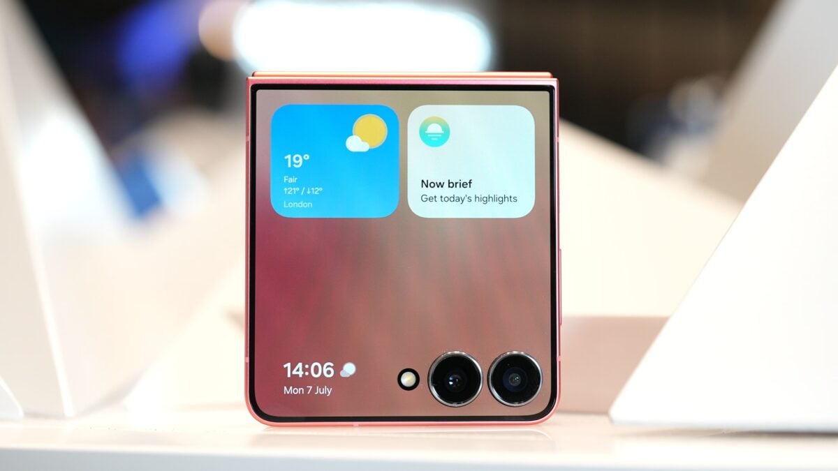Điều tôi thích ở màn hình của Galaxy Z Flip7- Ảnh 1. Điều tôi thích ở màn hình của Galaxy Z Flip7- Ảnh 1.