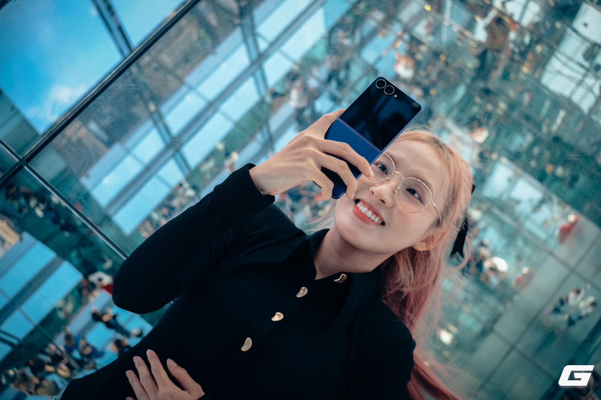 Người Việt trải nghiệm camera Galaxy Z Fold7 và Z Flip7 tại New York: Nâng cấp phần cứng rõ rệt, Galaxy AI hỗ trợ hậu kỳ đáng giá- Ảnh 15. Người Việt trải nghiệm camera Galaxy Z Fold7 và Z Flip7 tại New York: Nâng cấp phần cứng rõ rệt, Galaxy AI hỗ trợ hậu kỳ đáng giá- Ảnh 15.