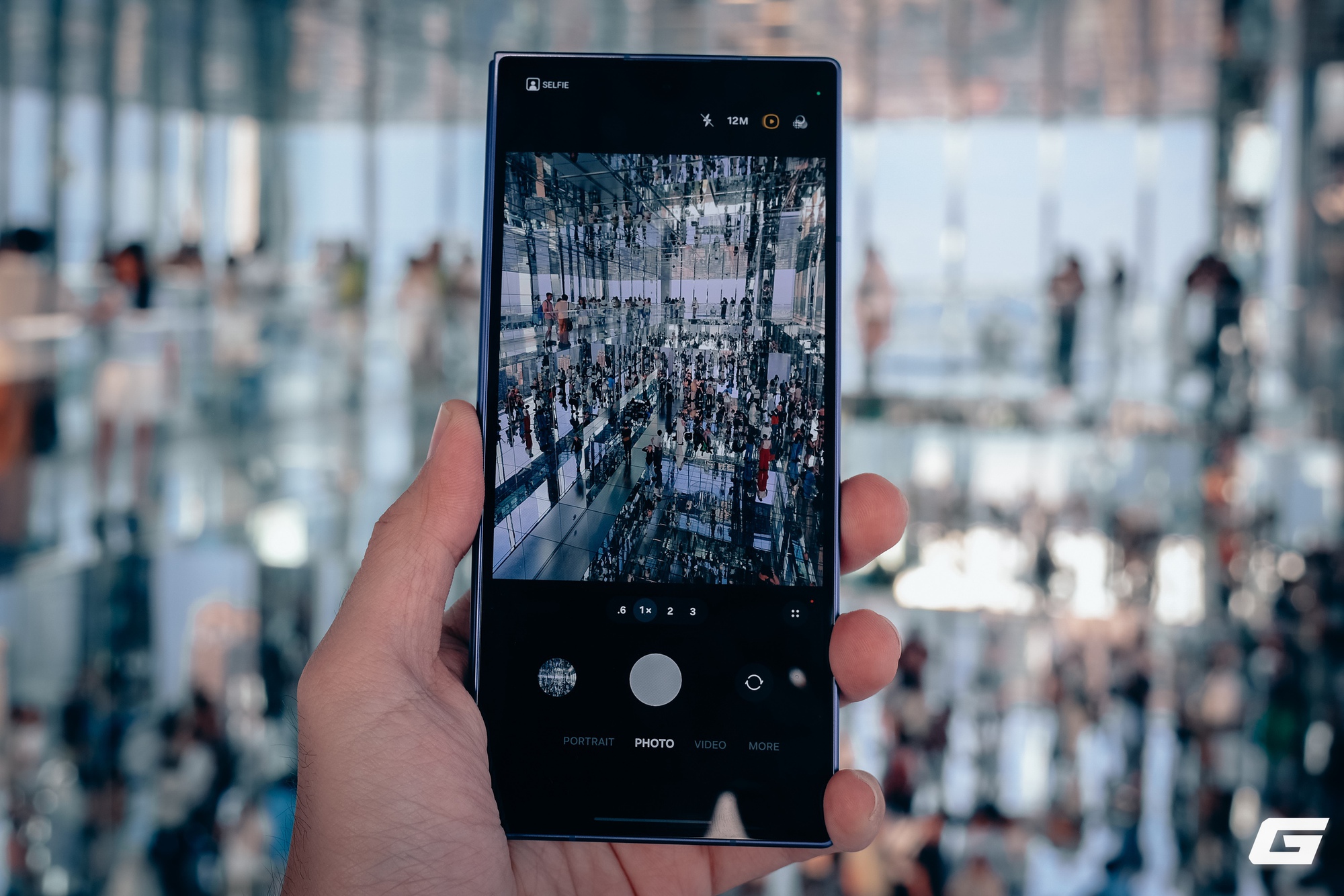 Người Việt trải nghiệm camera Galaxy Z Fold7 và Z Flip7 tại New York: Nâng cấp phần cứng rõ rệt, Galaxy AI hỗ trợ hậu kỳ đáng giá- Ảnh 1. Người Việt trải nghiệm camera Galaxy Z Fold7 và Z Flip7 tại New York: Nâng cấp phần cứng rõ rệt, Galaxy AI hỗ trợ hậu kỳ đáng giá- Ảnh 1.
