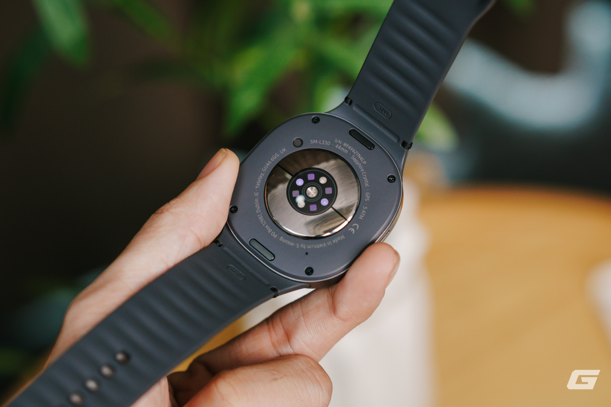 Trên tay Galaxy Watch8 xem có gì hay: Thiết kế liền khối và mỏng hơn, thêm loạt tính năng chăm sóc sức khỏe hoàn toàn mới- Ảnh 9. Trên tay Galaxy Watch8 xem có gì hay: Thiết kế liền khối và mỏng hơn, thêm loạt tính năng chăm sóc sức khỏe hoàn toàn mới- Ảnh 9.