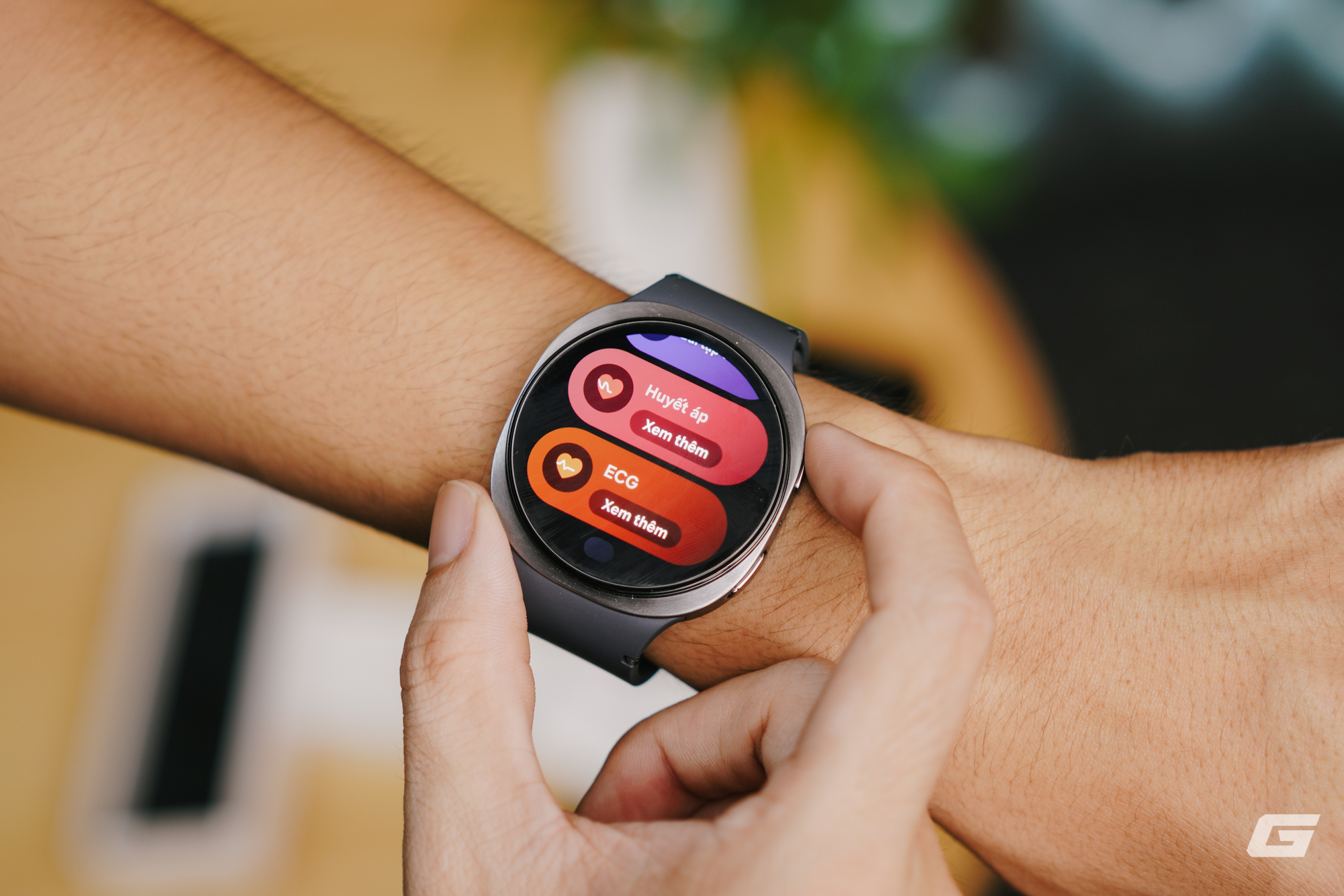 Trên tay Galaxy Watch8 xem có gì hay: Thiết kế liền khối và mỏng hơn, thêm loạt tính năng chăm sóc sức khỏe hoàn toàn mới- Ảnh 17. Trên tay Galaxy Watch8 xem có gì hay: Thiết kế liền khối và mỏng hơn, thêm loạt tính năng chăm sóc sức khỏe hoàn toàn mới- Ảnh 17.