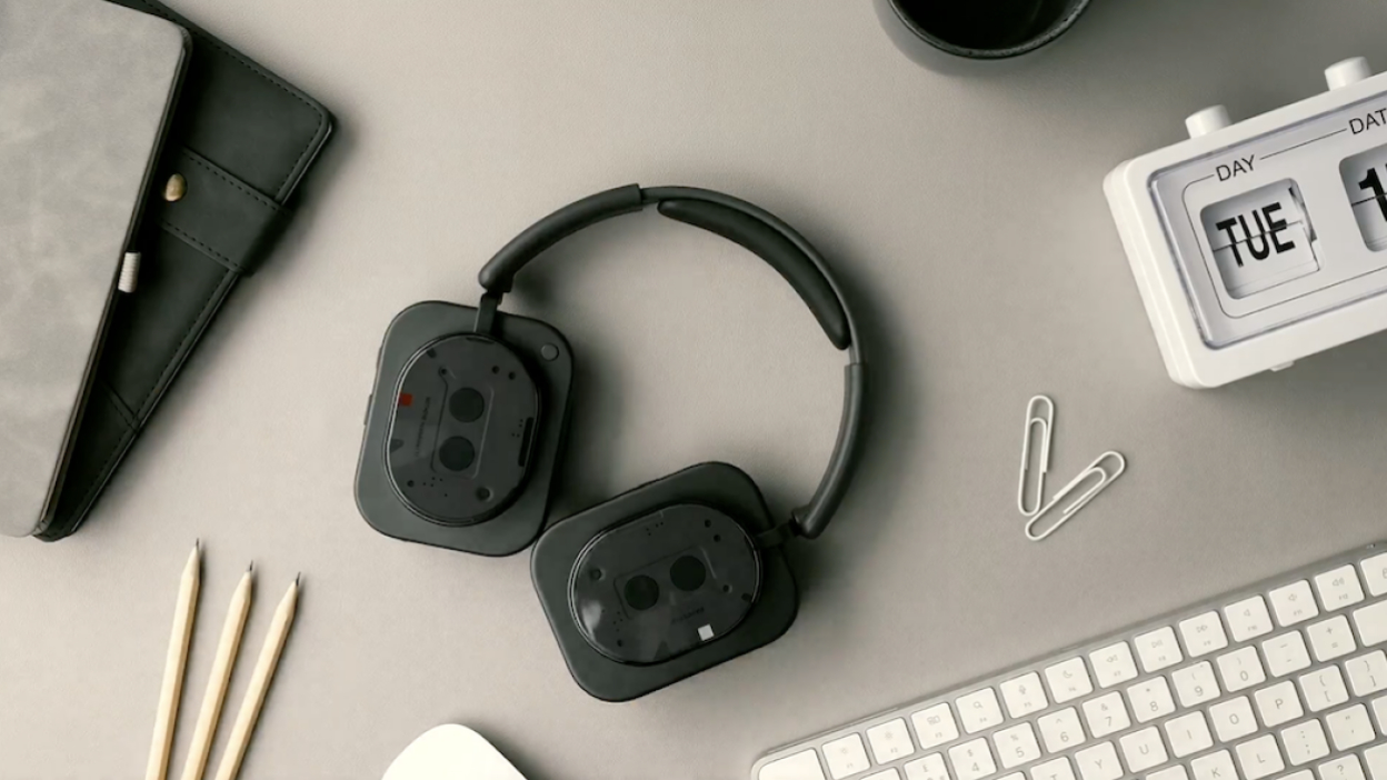 MKBHD đánh giá Nothing Headphone 1: Chất âm đáng tiền, có 1 điểm dùng 