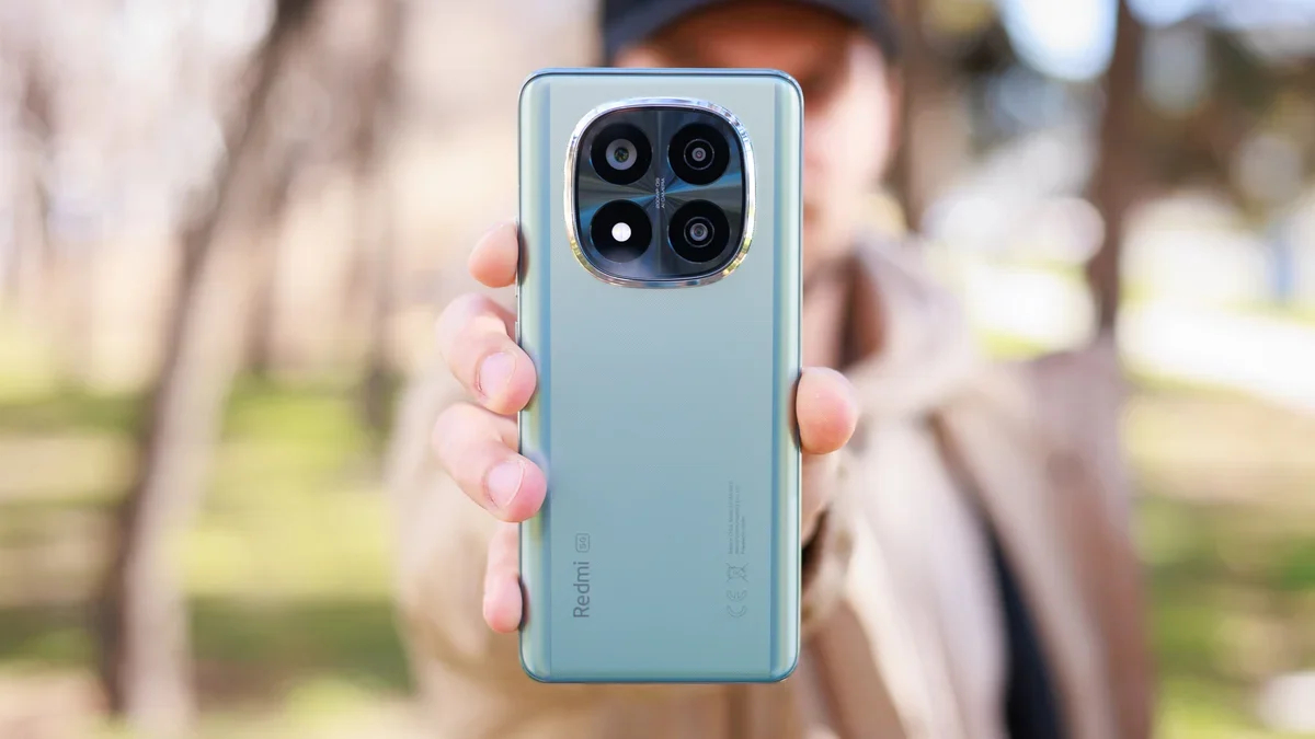 Redmi Note 15 Pro+ lộ diện: Pin gần 8.000mAh, camera kép 50MP chuyên zoom, cấu hình vẫn ngon, giá dự kiến khoảng 10 triệu- Ảnh 3. Redmi Note 15 Pro+ lộ diện: Pin gần 8.000mAh, camera kép 50MP chuyên zoom, cấu hình vẫn ngon, giá dự kiến khoảng 10 triệu- Ảnh 3.