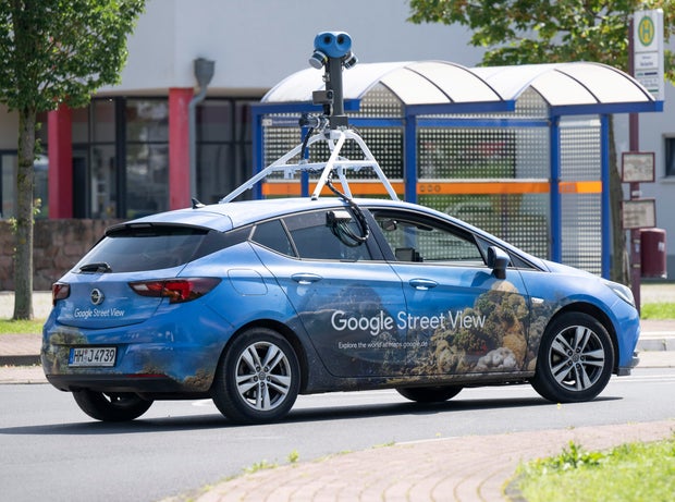 Chuyện người đàn ông … lộ mông trên Google Street View: Google cãi là tường nhà ông này hơi thấp, vẫn phải bồi thường hơn 300 triệu VND- Ảnh 1.