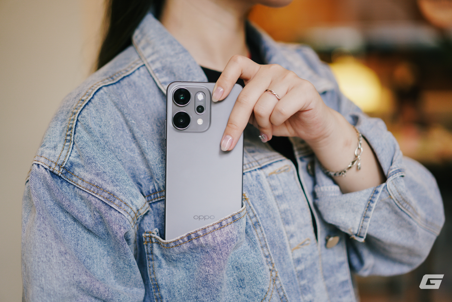 Reno14 Pro 5G 'đọ dáng' với iPhone 16 Plus: Đắt hơn có đồng nghĩa với đẹp hơn?- Ảnh 2.