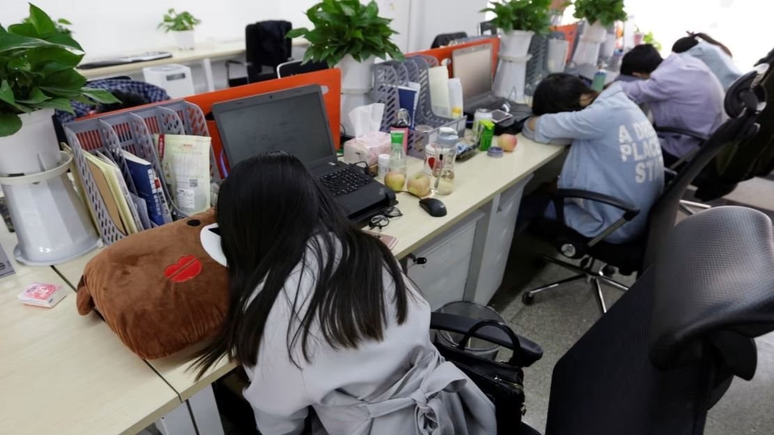 Văn hóa 996 của Trung Quốc lan sang Thung lũng Silicon: Làm việc 15 tiếng/ngày là lẽ thường, cuối tuần cũng phải cống hiến- Ảnh 3. Văn hóa 996 của Trung Quốc lan sang Thung lũng Silicon: Làm việc 15 tiếng/ngày là lẽ thường, cuối tuần cũng phải cống hiến- Ảnh 3.