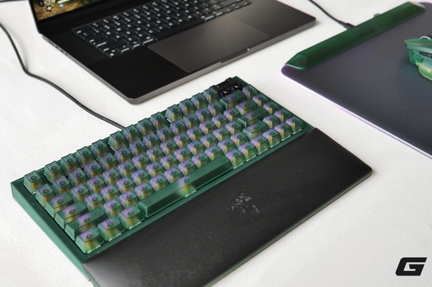 Cận cảnh bộ sưu tập Razer Phantom Green: Một cú bắt tay giữa quá khứ và tương lai- Ảnh 16. Cận cảnh bộ sưu tập Razer Phantom Green: Một cú bắt tay giữa quá khứ và tương lai- Ảnh 16.
