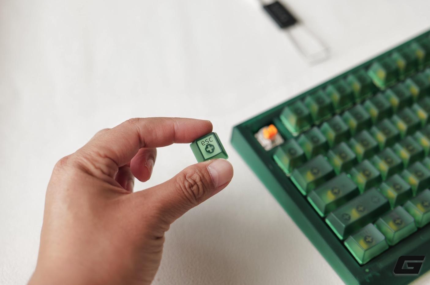 Cận cảnh bộ sưu tập Razer Phantom Green: Một cú bắt tay giữa quá khứ và tương lai- Ảnh 26. Cận cảnh bộ sưu tập Razer Phantom Green: Một cú bắt tay giữa quá khứ và tương lai- Ảnh 26.