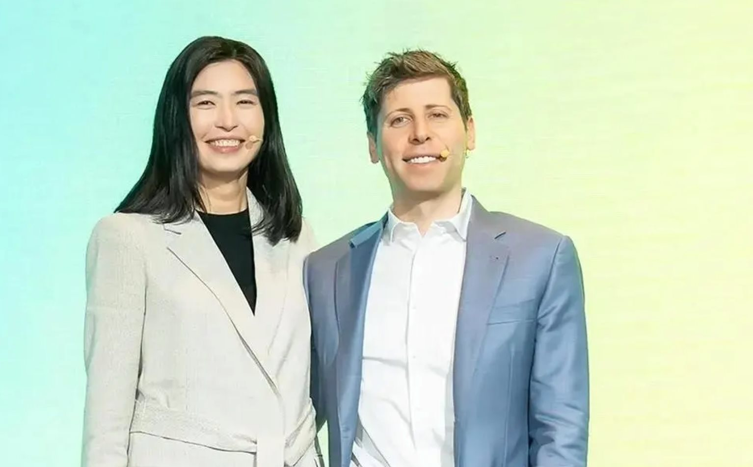 Kakao 'bắt tay' OpenAI: Cuộc hôn phối công nghệ mở ra kỷ nguyên AI mới cho Hàn Quốc- Ảnh 1. Kakao 'bắt tay' OpenAI: Cuộc hôn phối công nghệ mở ra kỷ nguyên AI mới cho Hàn Quốc- Ảnh 1.