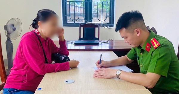 Con trai yêu cầu chuyển khoản gấp 180 triệu vào số tài khoản 20746111 tại ACB, người mẹ lập tức trình báo công an- Ảnh 1. Con trai yêu cầu chuyển khoản gấp 180 triệu vào số tài khoản 20746111 tại ACB, người mẹ lập tức trình báo công an- Ảnh 1.