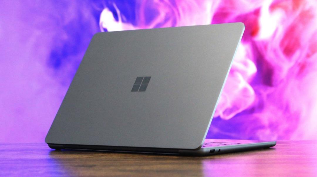 MacBook giá rẻ: Apple đang thách thức điều vốn là lợi thế cuối cùng của Windows- Ảnh 1. MacBook giá rẻ: Apple đang thách thức điều vốn là lợi thế cuối cùng của Windows- Ảnh 1.