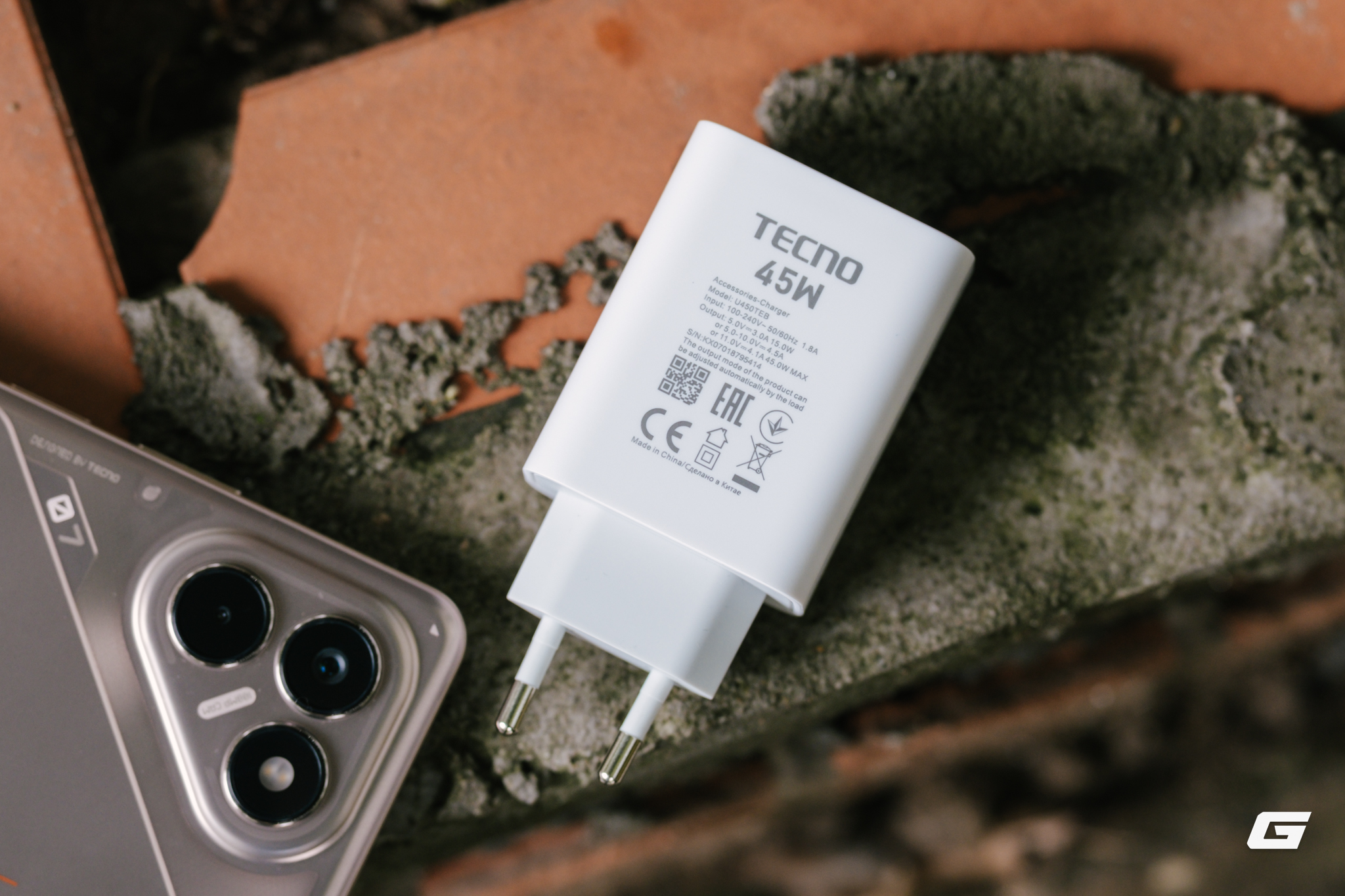 Trên tay điện thoại giá chỉ hơn 3 triệu đồng nhưng thiết kế độc lạ, pin 7.000mAh, chơi mượt PUBG Mobile- Ảnh 13. Trên tay điện thoại giá chỉ hơn 3 triệu đồng nhưng thiết kế độc lạ, pin 7.000mAh, chơi mượt PUBG Mobile- Ảnh 13.