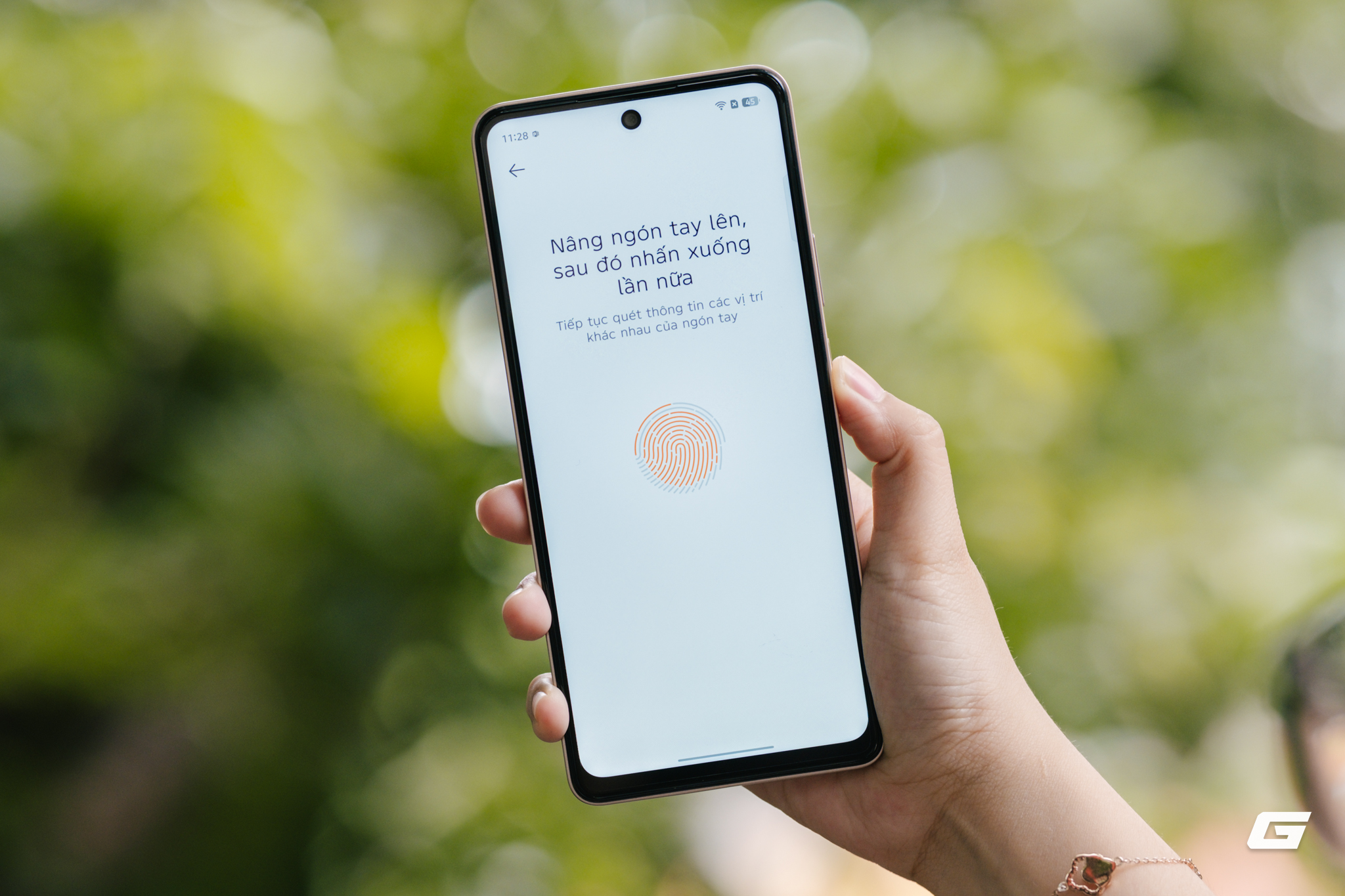 Trên tay điện thoại giá chỉ hơn 3 triệu đồng nhưng thiết kế độc lạ, pin 7.000mAh, chơi mượt PUBG Mobile- Ảnh 18. Trên tay điện thoại giá chỉ hơn 3 triệu đồng nhưng thiết kế độc lạ, pin 7.000mAh, chơi mượt PUBG Mobile- Ảnh 18.