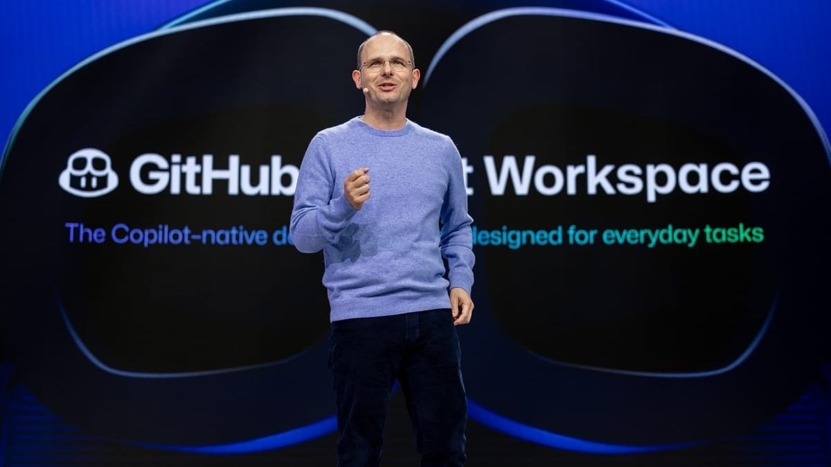 CEO GitHub: Không sa thải kỹ sư phần mềm trong thời đại AI, đây mới là điều các công ty "thông minh nhất" nên làm- Ảnh 1.