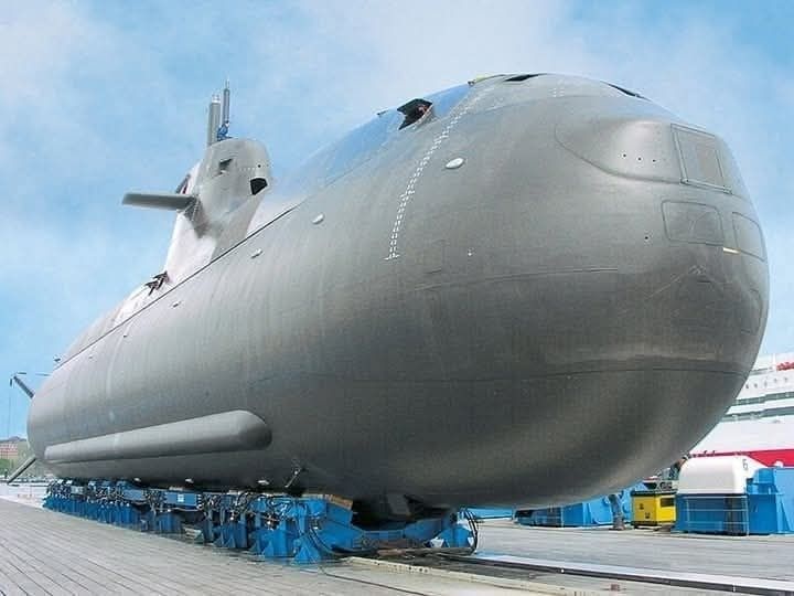 Có thể bạn chưa biết: Chỉ cần 4kg Uranium đã có thể cung cấp nhiên liệu cho tàu ngầm hạt nhân trong suốt 30 năm mà không cần tiếp liệu!- Ảnh 3. Có thể bạn chưa biết: Chỉ cần 4kg Uranium đã có thể cung cấp nhiên liệu cho tàu ngầm hạt nhân trong suốt 30 năm mà không cần tiếp liệu!- Ảnh 3.