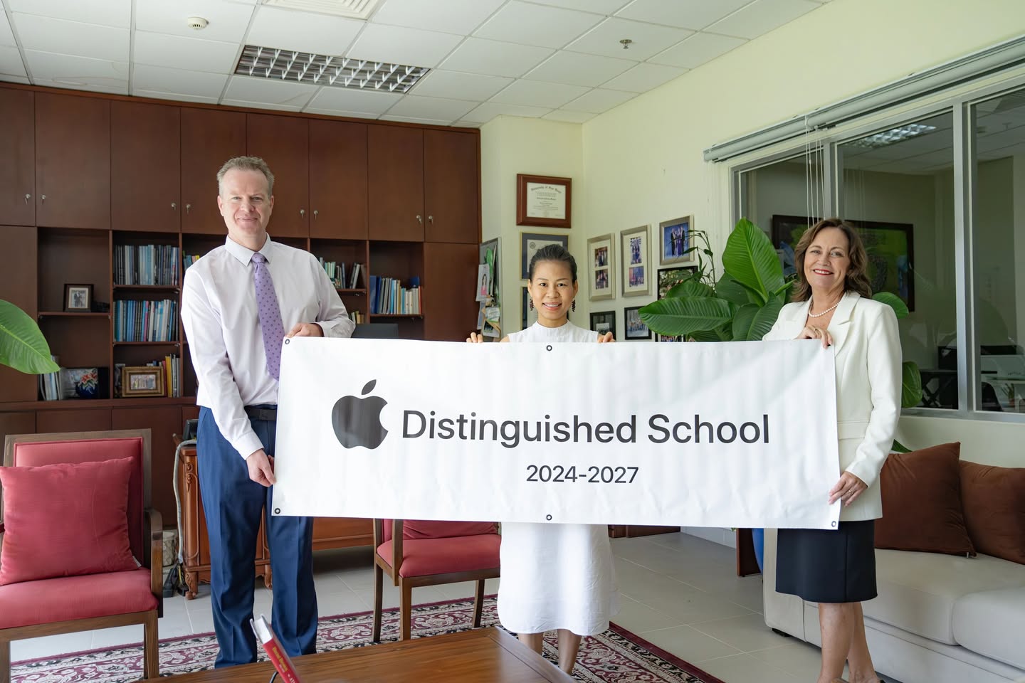 Ba động cơ mới cho ngành giáo dục Việt Nam: Apple - Samsung - Huawei đang tác động thế nào, và vì sao Better Choice Awards 2025 nên nhìn khác đi?- Ảnh 1.