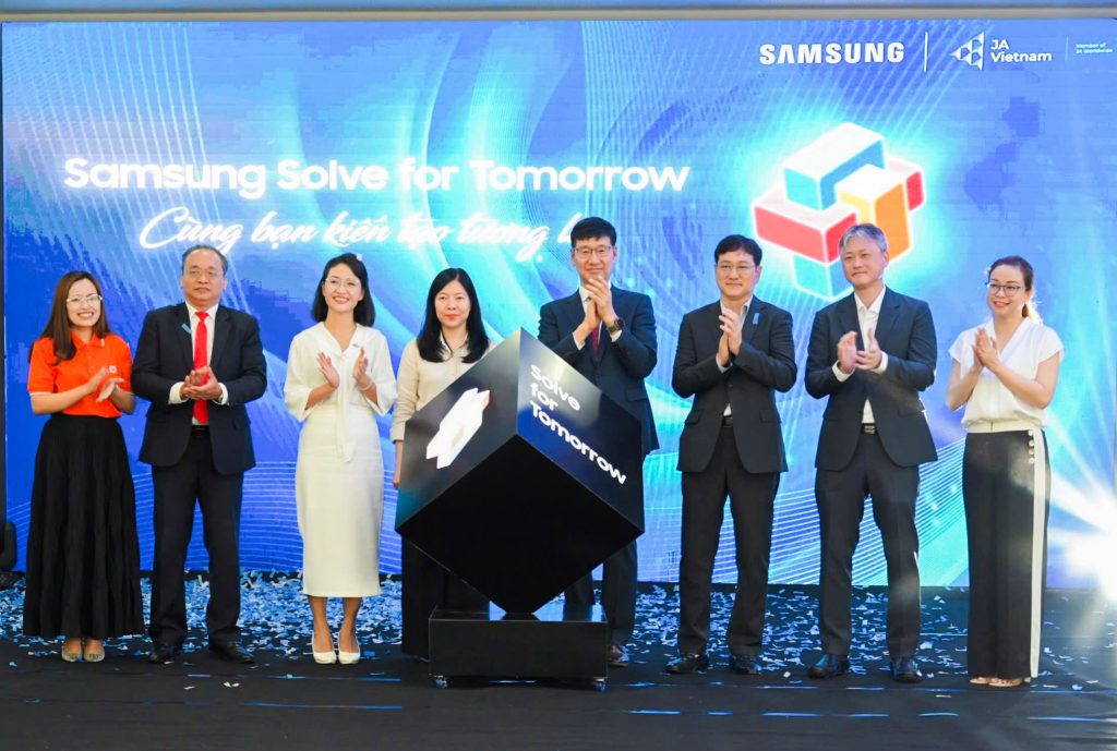 Ba động cơ mới cho ngành giáo dục Việt Nam: Apple - Samsung - Huawei đang tác động thế nào, và vì sao Better Choice Awards 2025 nên nhìn khác đi?- Ảnh 3.