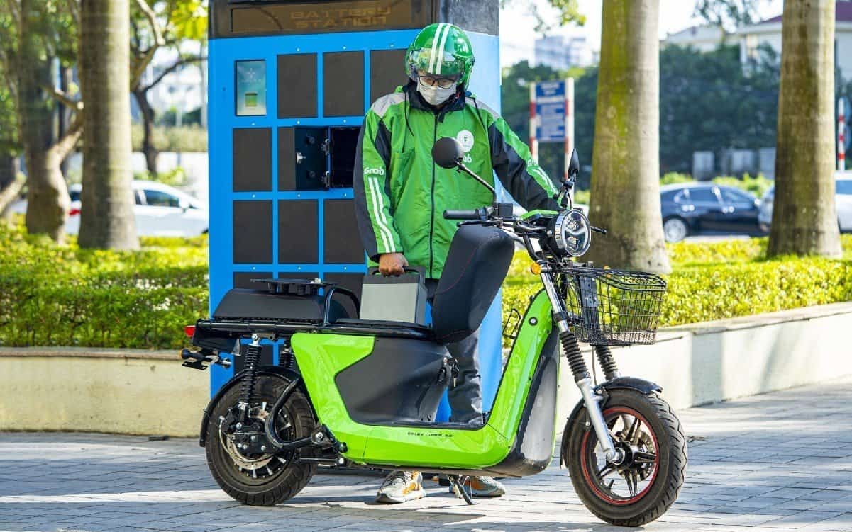 VinFast, Selex, Dat Bike, Yadea, Pega... đang làm gì với xe máy điện trong cuộc chạy đua logistics xanh?- Ảnh 7. VinFast, Selex, Dat Bike, Yadea, Pega... đang làm gì với xe máy điện trong cuộc chạy đua logistics xanh?- Ảnh 7.
