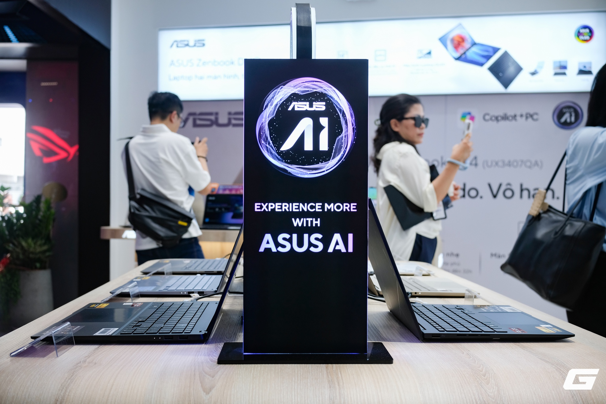 Giữa thời "ai cũng săn sale Shopee cho rẻ", tại sao hãng PC này lại mở ba cửa hàng vật lý tại Việt Nam trong chưa đầy 6 tháng?- Ảnh 6. Giữa thời "ai cũng săn sale Shopee cho rẻ", tại sao hãng PC này lại mở ba cửa hàng vật lý tại Việt Nam trong chưa đầy 6 tháng?- Ảnh 6.