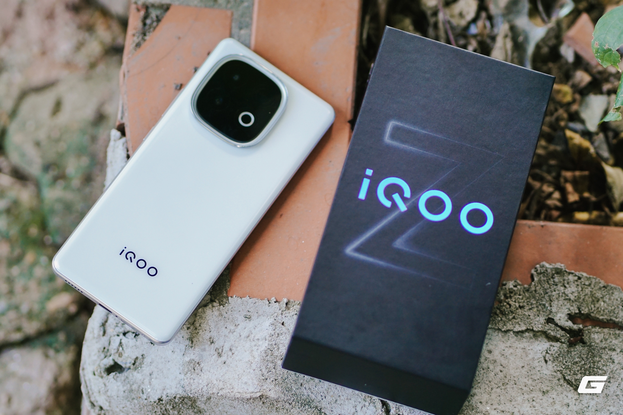 Trên tay điện thoại pin 8.000mAh, chip Dimensity 9400+ "phá đảo" phân khúc, giá chỉ hơn 8 triệu- Ảnh 1. Trên tay điện thoại pin 8.000mAh, chip Dimensity 9400+ "phá đảo" phân khúc, giá chỉ hơn 8 triệu- Ảnh 1.