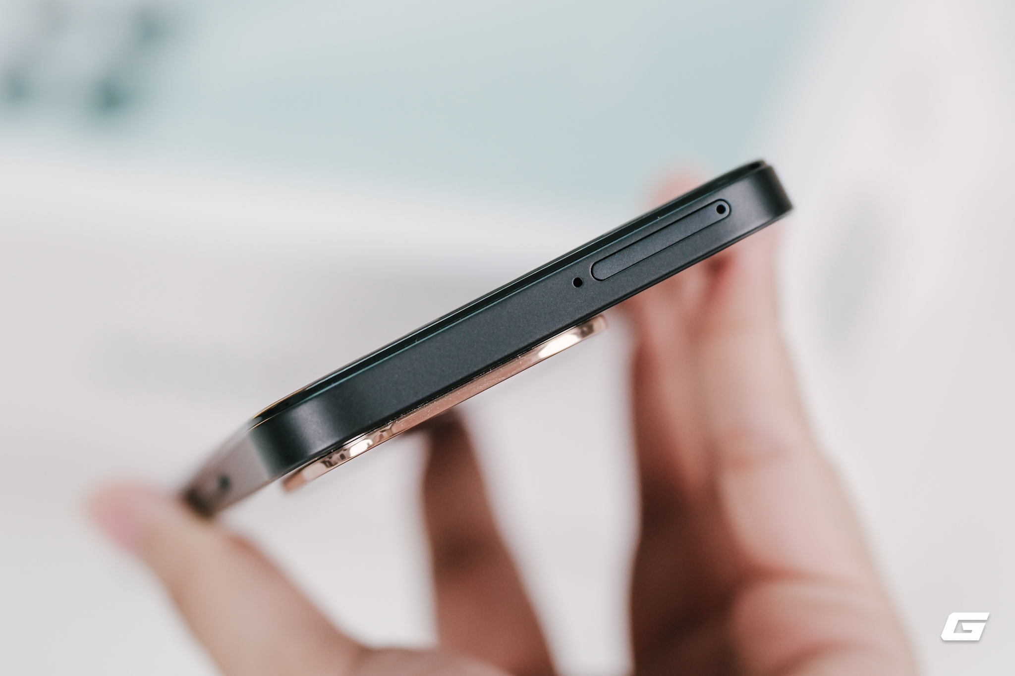 Trên tay điện thoại đối thủ của Xiaomi: Giá chỉ hơn 3 triệu nhưng có thiết kế đẹp, nút AI riêng, camera 50MP- Ảnh 9.