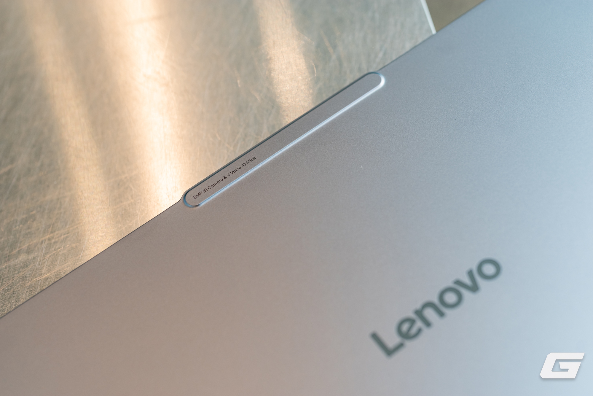 Trải nghiệm nhanh Lenovo Yoga Slim 7i Aura Edition Gen 10: Laptop hợp tác chiến lược với Intel có gì khác biệt?- Ảnh 9.