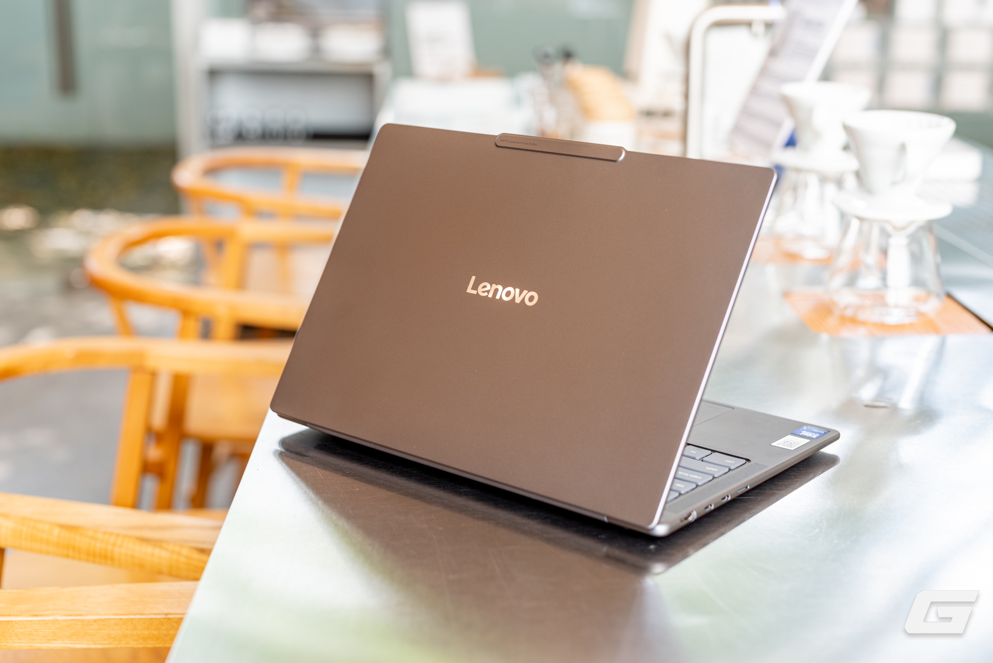 Trải nghiệm nhanh Lenovo Yoga Slim 7i Aura Edition Gen 10: Laptop hợp tác chiến lược với Intel có gì khác biệt?- Ảnh 37.