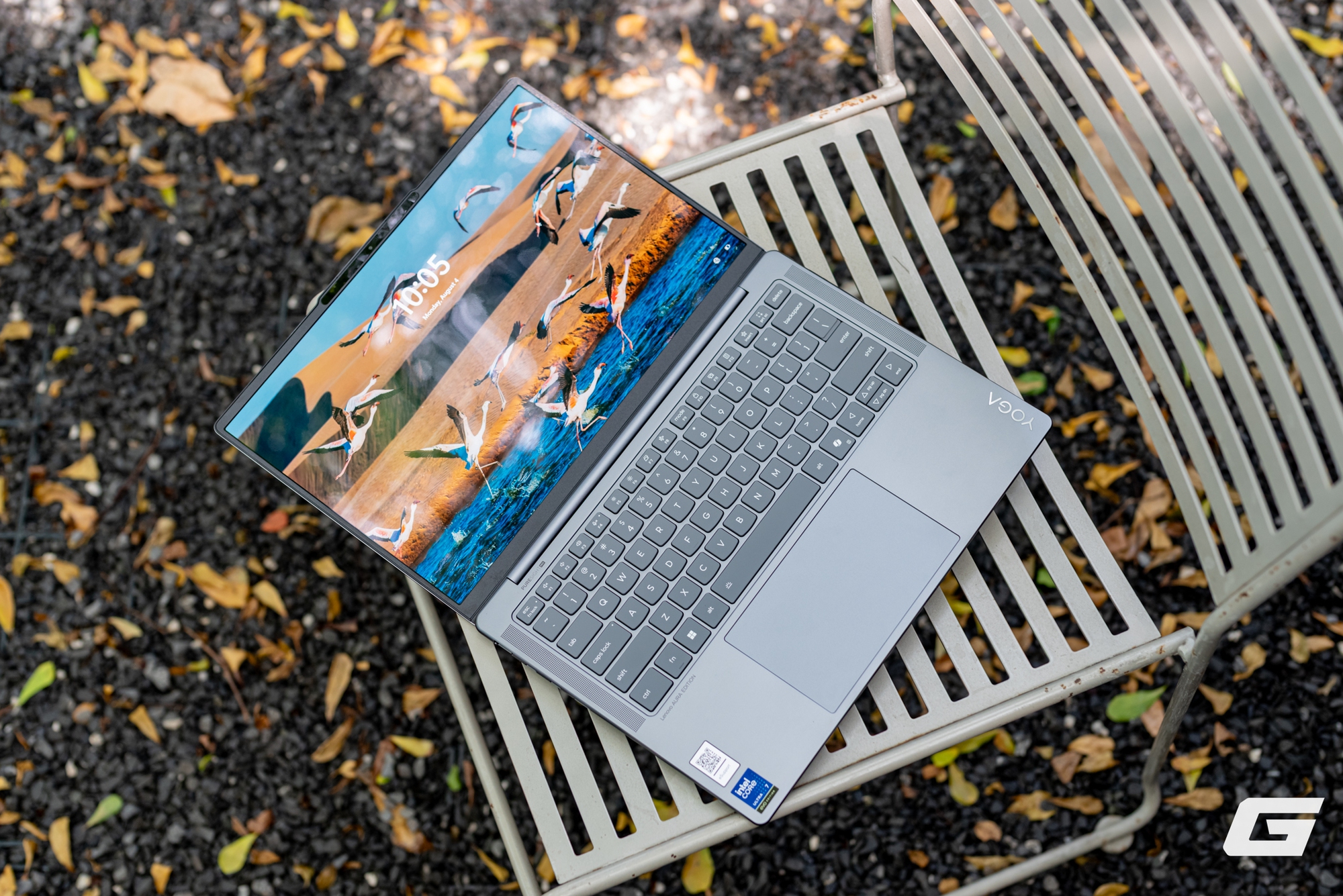 Trải nghiệm nhanh Lenovo Yoga Slim 7i Aura Edition Gen 10: Laptop hợp tác chiến lược với Intel có gì khác biệt?- Ảnh 11.