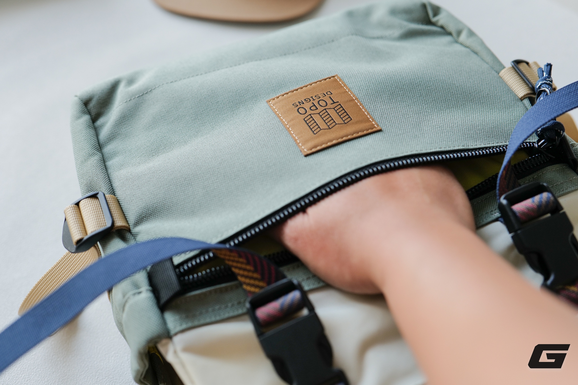 Trải nghiệm balo Topo Designs Rover Classic: Đủ đẹp đi làm, đủ "chất" để đi chơi- Ảnh 8.