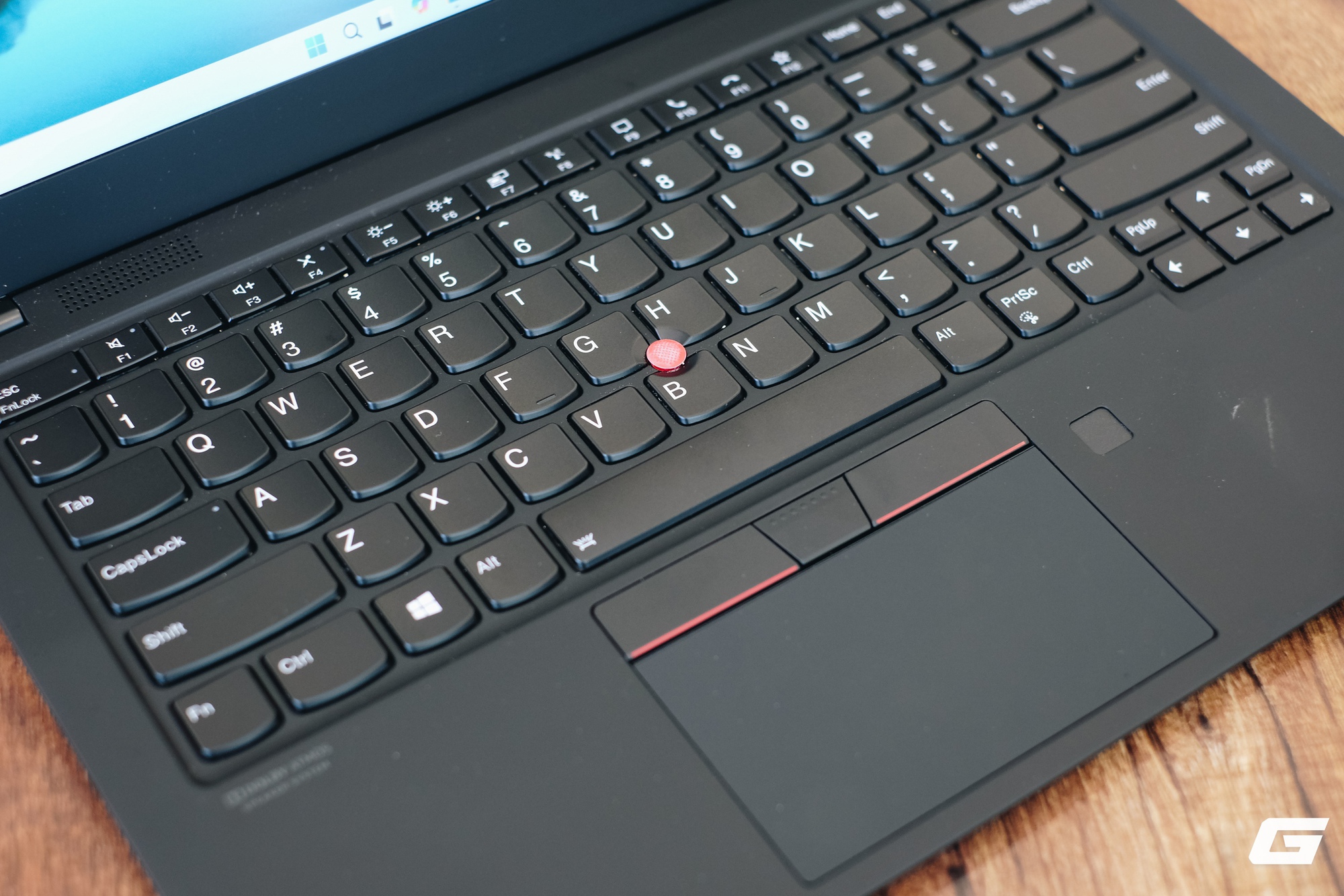 Chưa đến 10 triệu sở hữu mẫu ThinkPad cao cấp này: Siêu nhẹ chỉ hơn 1Kg, cấu hình tuy không mạnh nhưng vẫn hút khách vì độ bền bỉ- Ảnh 4.