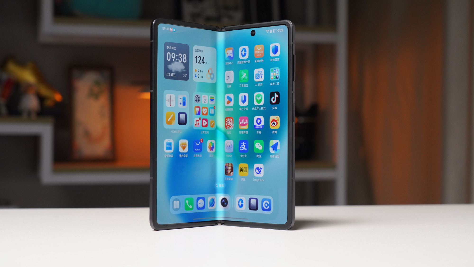 Honor Magic V5 lập kỷ lục Guinness: Bản lề siêu bền nâng được cả một chiếc tủ lạnh- Ảnh 3.