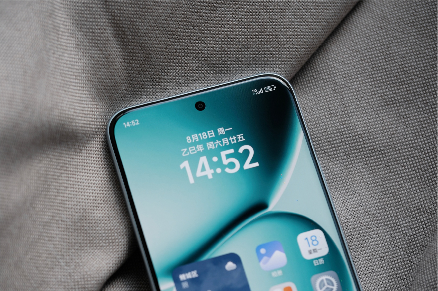 Cận cảnh Xiaomi REDMI Note 15 Pro+ sắp ra mắt: Toàn những màu đẹp, thiết kế mới cực bền bỉ, pin 7.000mAh- Ảnh 19.