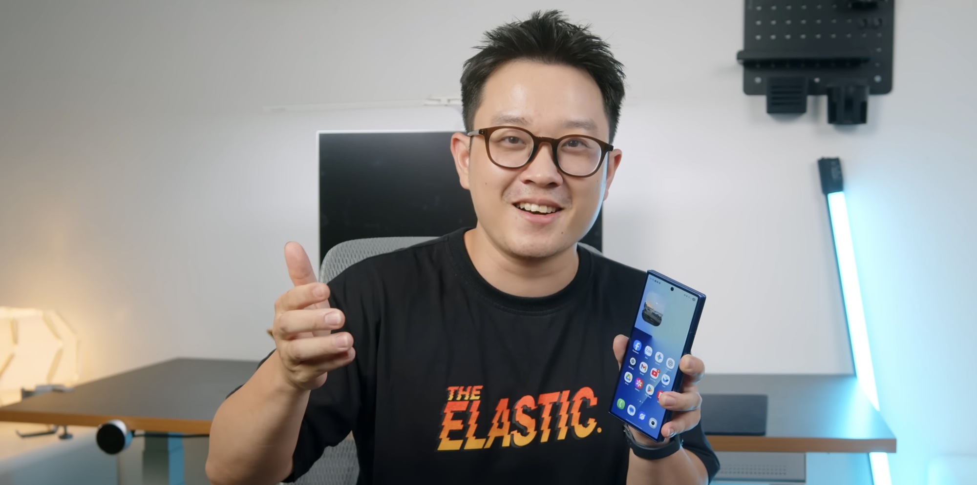 Sau “tháng trăng mật”, reviewer Việt Nam đánh giá Galaxy Z Fold7 ra sao: Trải nghiệm tiệm cận máy thanh, nhưng Galaxy S25 Ultra vẫn có chỗ đứng riêng- Ảnh 3. Sau “tháng trăng mật”, reviewer Việt Nam đánh giá Galaxy Z Fold7 ra sao: Trải nghiệm tiệm cận máy thanh, nhưng Galaxy S25 Ultra vẫn có chỗ đứng riêng- Ảnh 3.