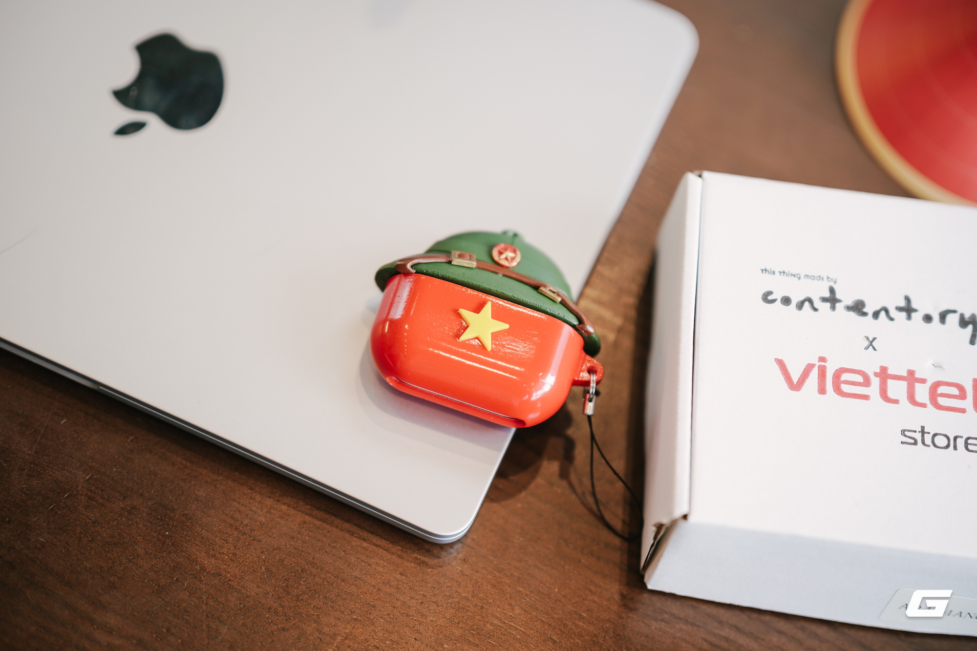 Trên tay ốp AirPods 