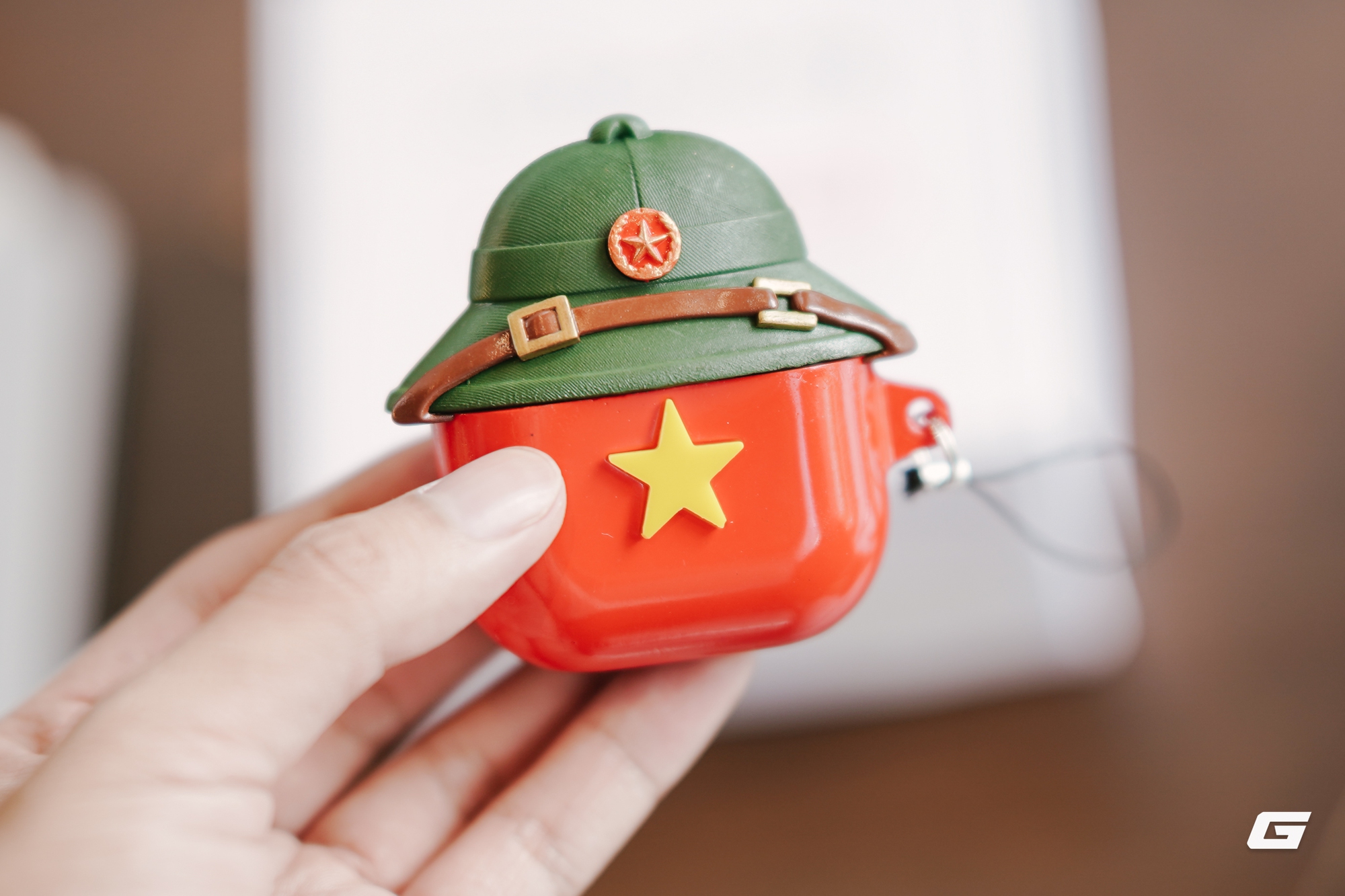 Trên tay ốp AirPods 