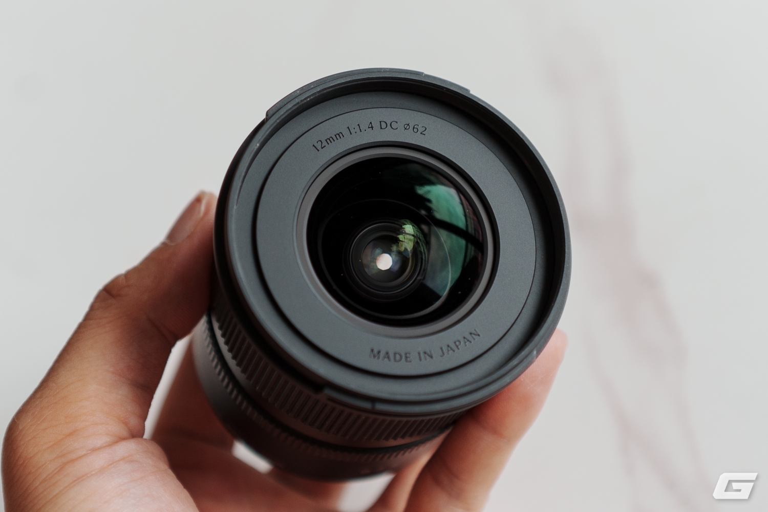 Trải nghiệm Sigma 12mm f/1.4 DC DN: Nhỏ gọn, khẩu lớn, lấy nét nhanh, quay chụp đều ngon nhưng quá nhiều đối thủ- Ảnh 1.