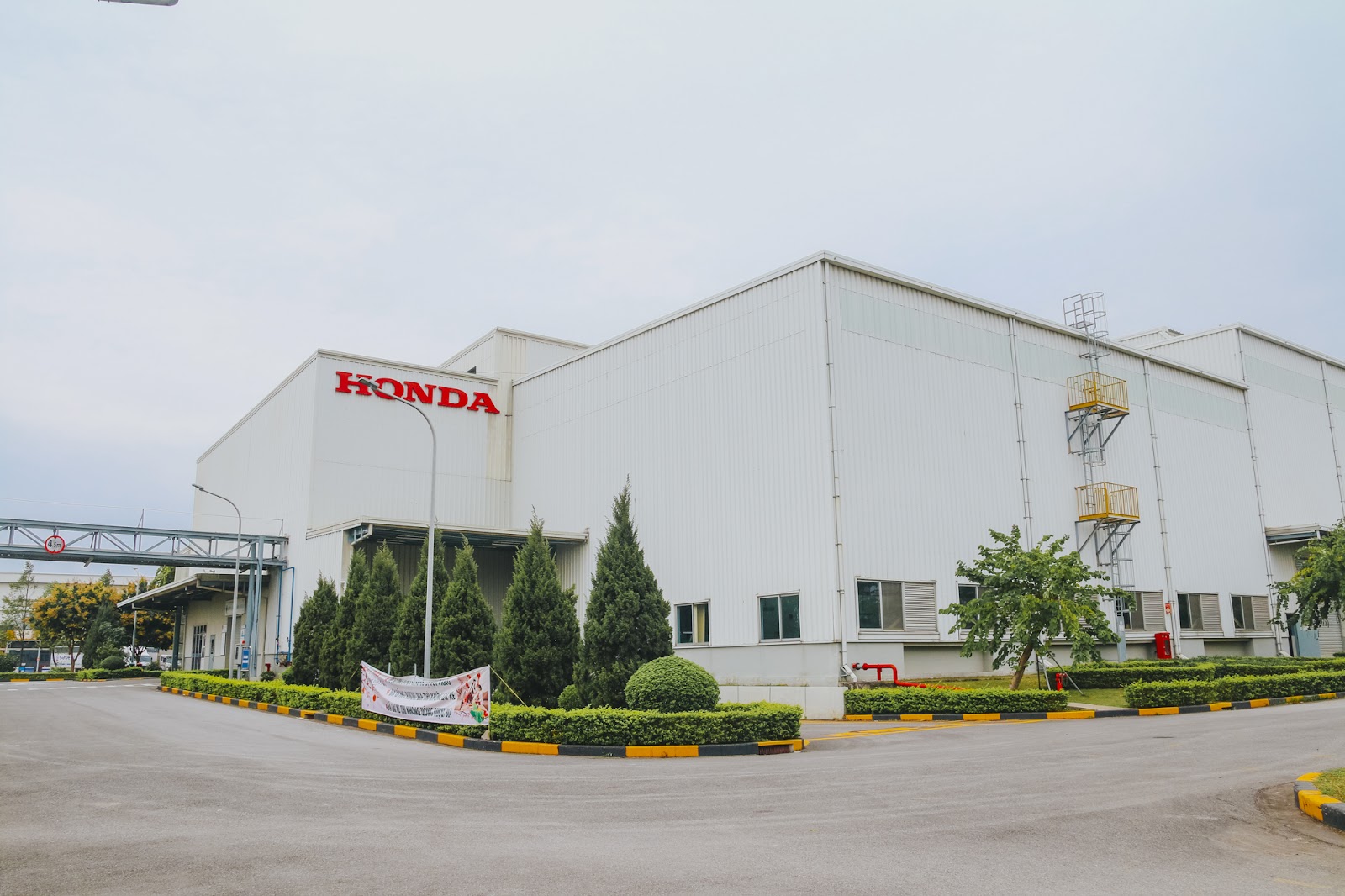 Honda Việt Nam chính thức lên tiếng về thông tin xây dựng nhà máy sản xuất xe chạy bằng khí Hydro- Ảnh 1. Honda Việt Nam chính thức lên tiếng về thông tin xây dựng nhà máy sản xuất xe chạy bằng khí Hydro- Ảnh 1.