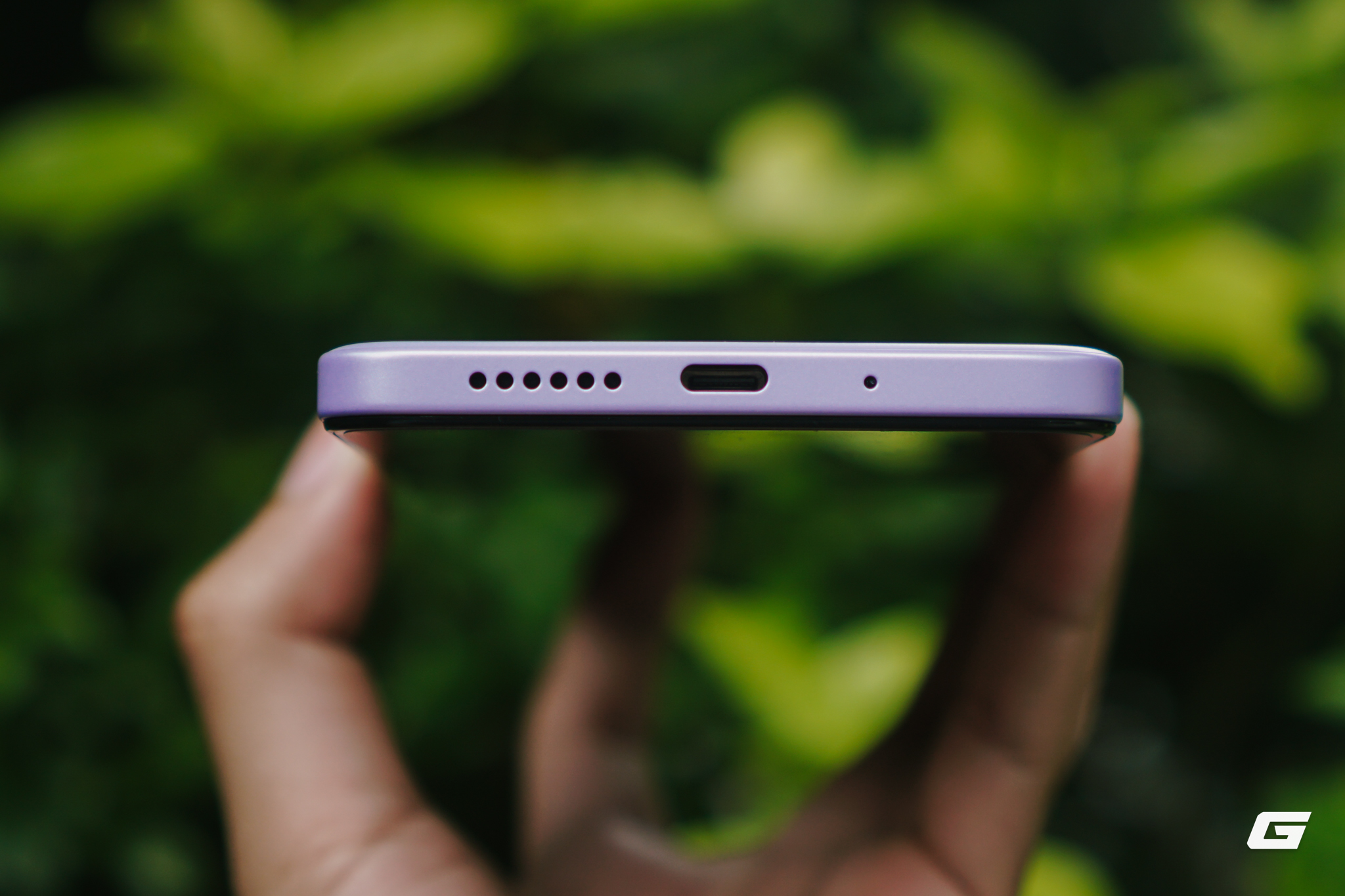 Điện thoại Xiaomi pin 7.000mAh dùng 3 ngày không cần sạc khiến tôi 