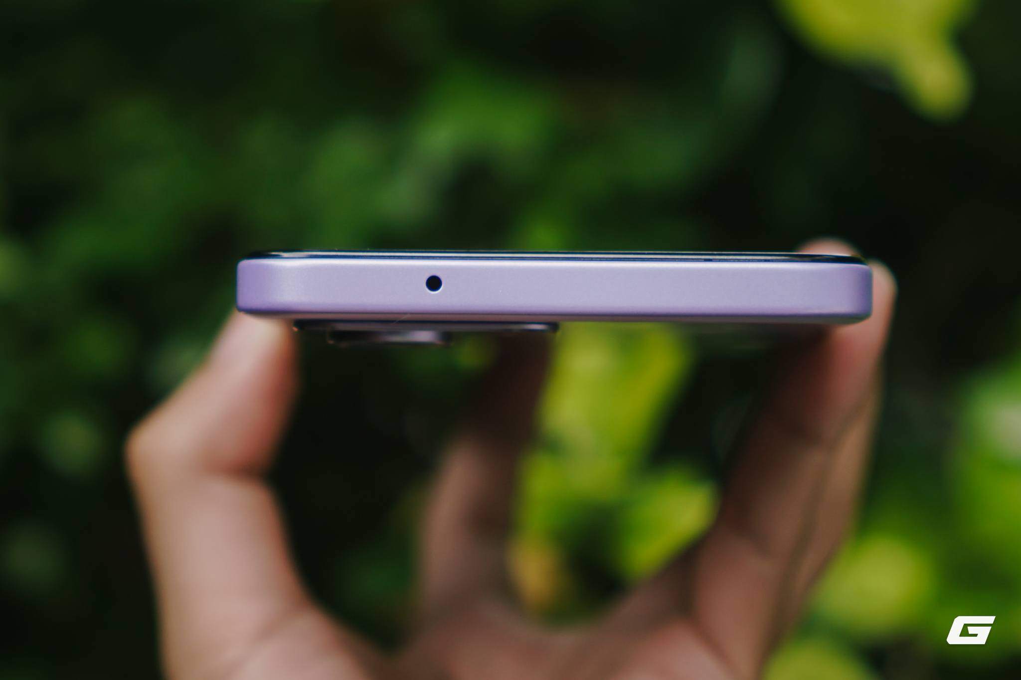 Điện thoại Xiaomi pin 7.000mAh dùng 3 ngày không cần sạc khiến tôi 