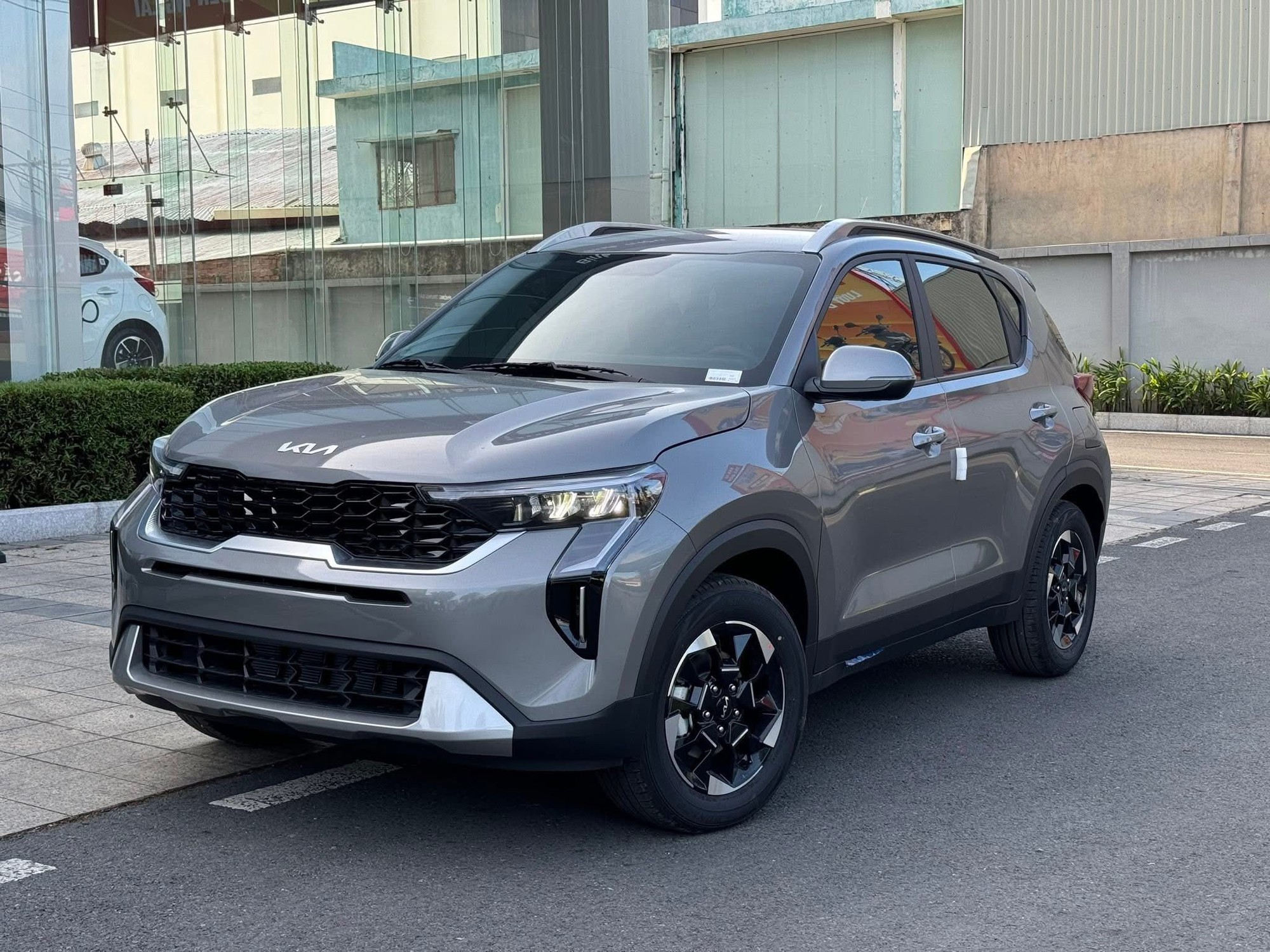 Xe cho gia đình dưới 600 triệu đồng: Chuyên gia đưa ra lời khuyên trước khi bạn xuống tiền!- Ảnh 10. Xe cho gia đình dưới 600 triệu đồng: Chuyên gia đưa ra lời khuyên trước khi bạn xuống tiền!- Ảnh 10.